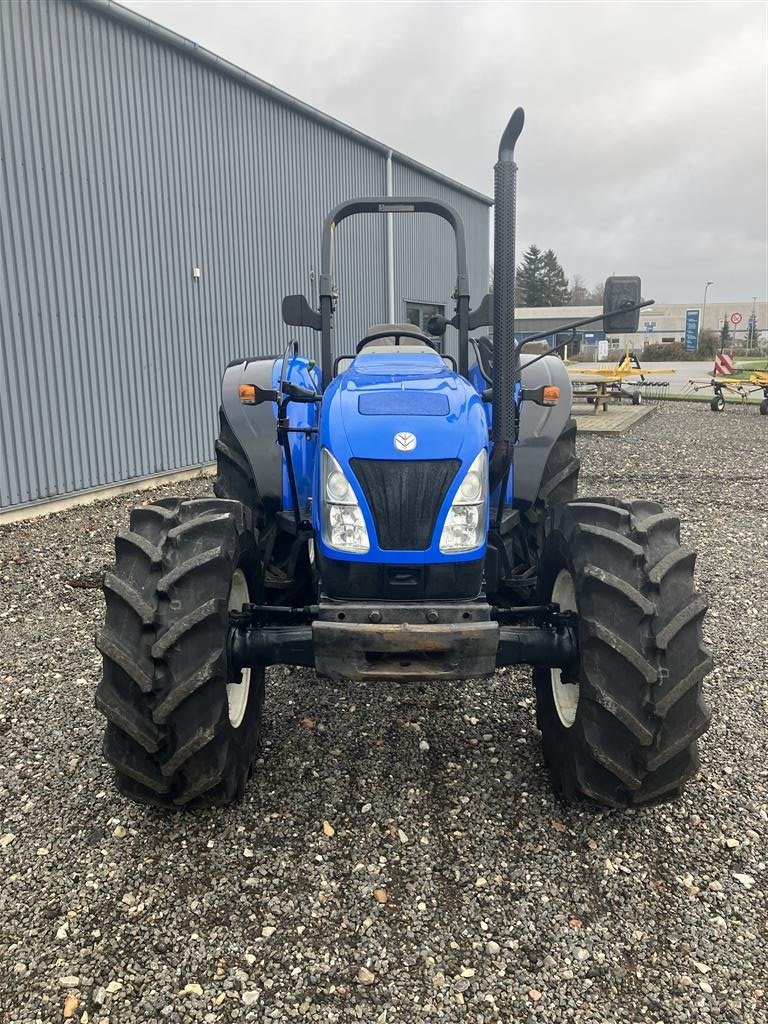 Traktor of the type New Holland TN 60 A, Gebrauchtmaschine in Glamsbjerg (Picture 2)