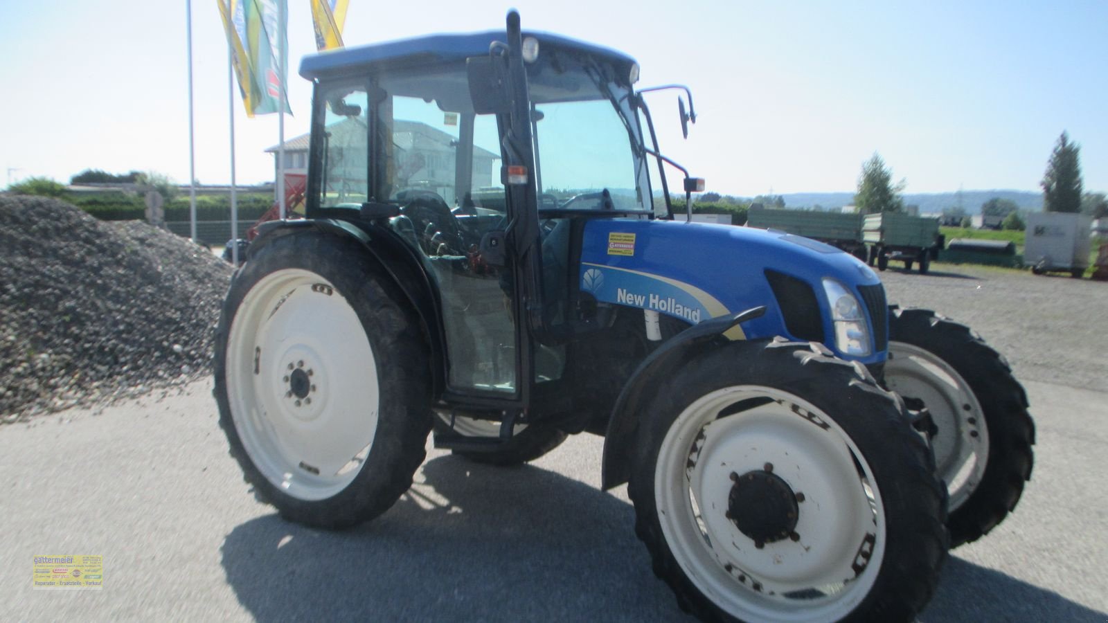 Traktor du type New Holland TN-S 85 A, Gebrauchtmaschine en Eferding (Photo 1)