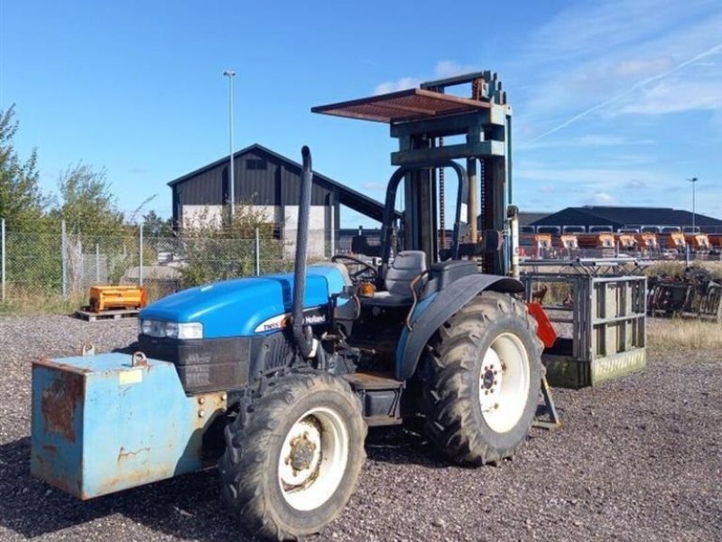 Traktor van het type New Holland TN55 med byggelift., Gebrauchtmaschine in Rødovre (Foto 1)