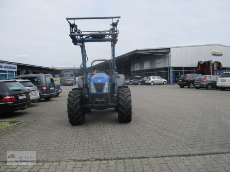 Traktor tipa New Holland TN70 A niedrige Bauhöhe, Gebrauchtmaschine u Altenberge (Slika 2)