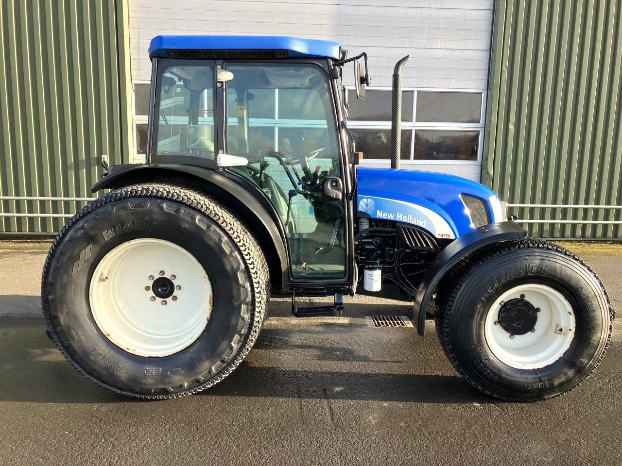 Traktor του τύπου New Holland TN75 SA, Gebrauchtmaschine σε Middelfart (Φωτογραφία 1)