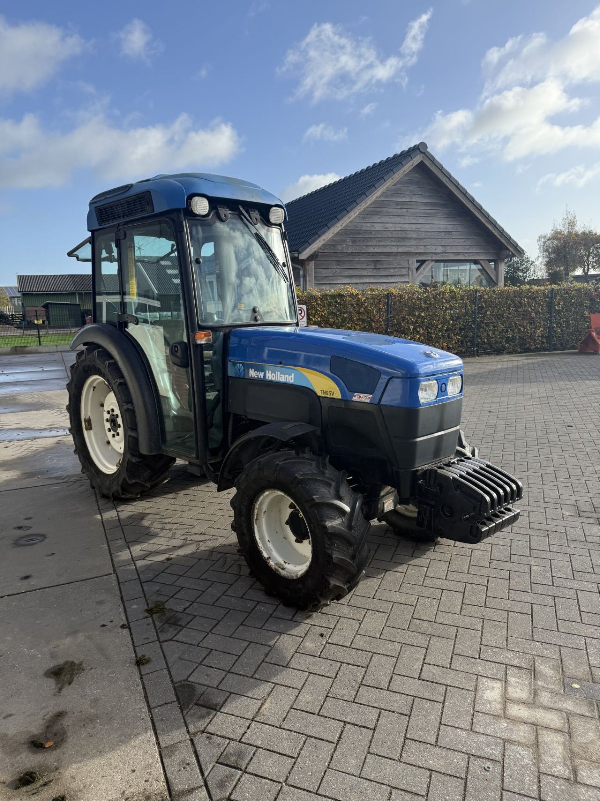 Traktor du type New Holland Tn95va, Gebrauchtmaschine en Wadenoijen (Photo 2)