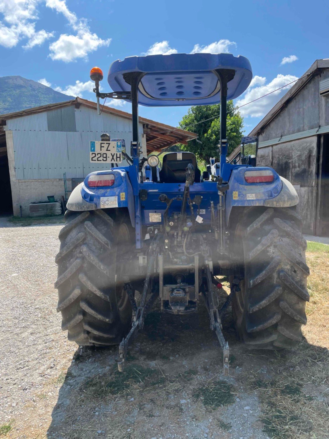 Traktor des Typs New Holland Tracteur agricole T5.95 DC ROPS 1.5 New Holland, Gebrauchtmaschine in ROYNAC (Bild 11)