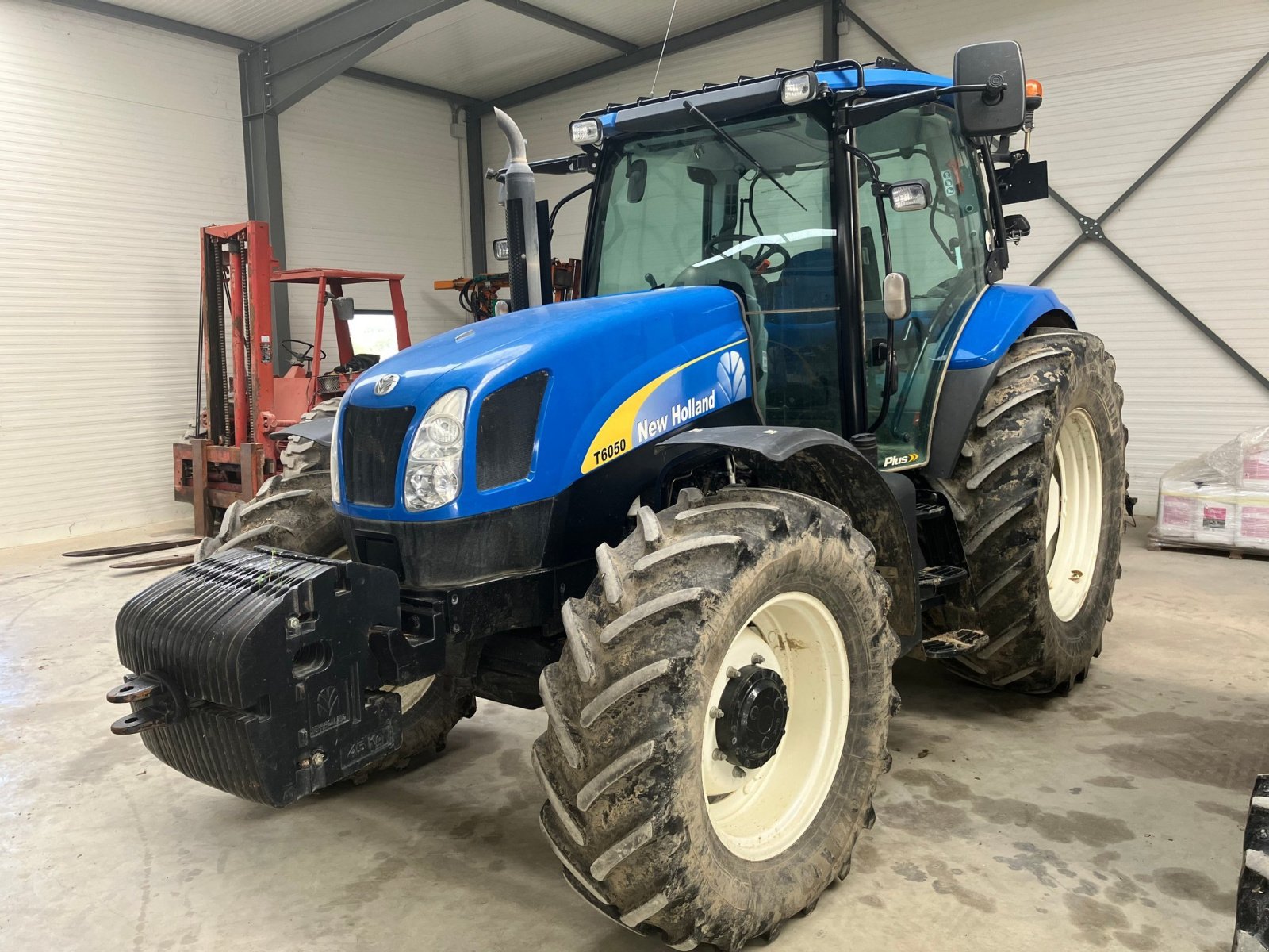 Traktor a típus New Holland Tracteur agricole T6050 PLUS  New Holland, Gebrauchtmaschine ekkor: ROYNAC (Kép 1)