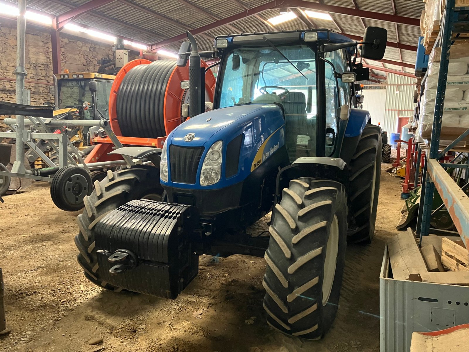 Traktor du type New Holland Tracteur agricole T6050 PLUS  New Holland, Gebrauchtmaschine en ROYNAC (Photo 8)