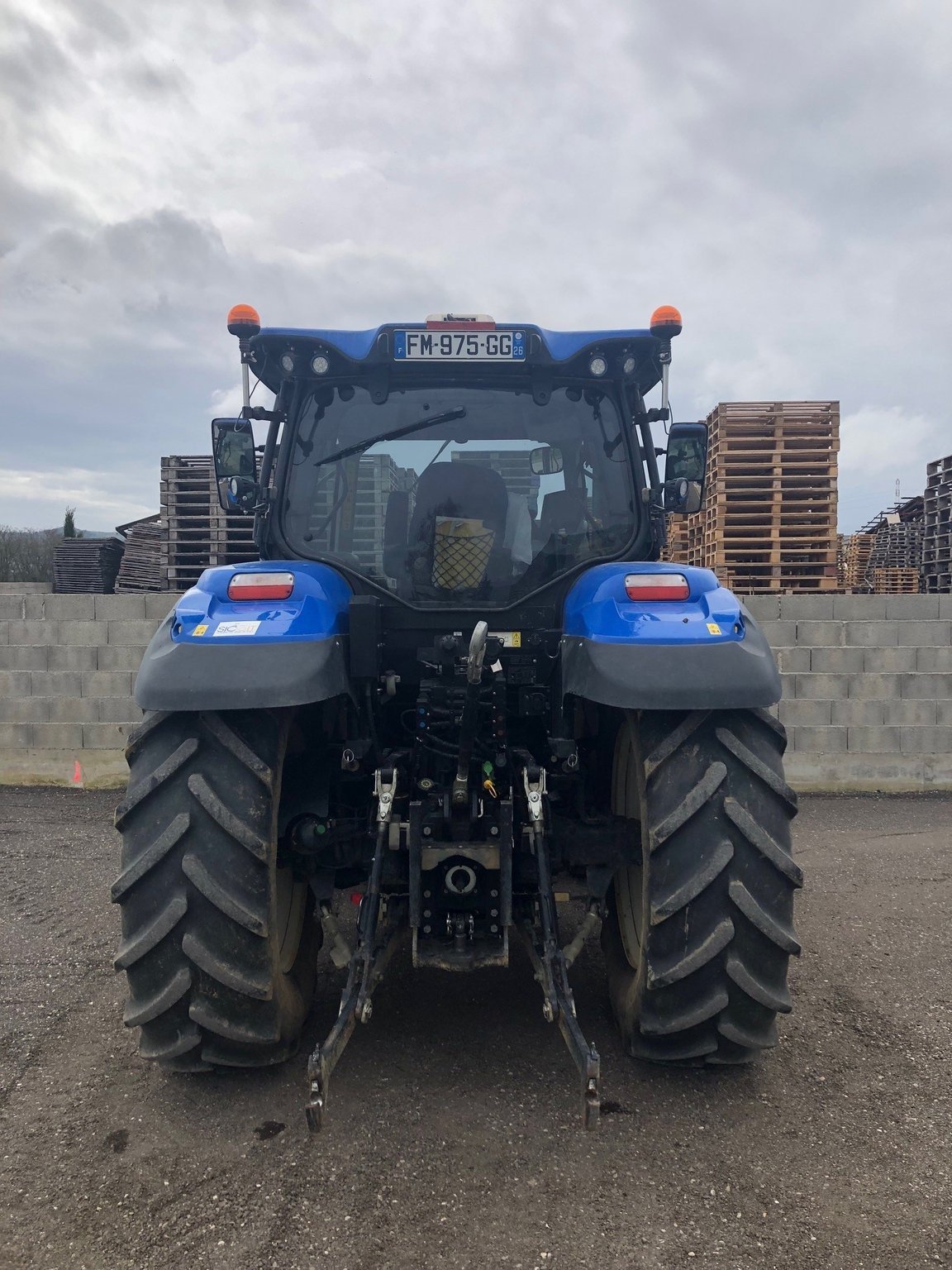 Traktor Türe ait New Holland Tracteur agricole T6.175 AUTO COMMAND New Holland, Gebrauchtmaschine içinde ROYNAC (resim 5)