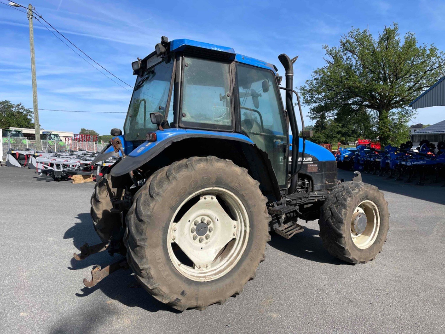 Traktor tip New Holland Tracteur agricole TS 90 New Holland, Gebrauchtmaschine in LA SOUTERRAINE (Poză 3)