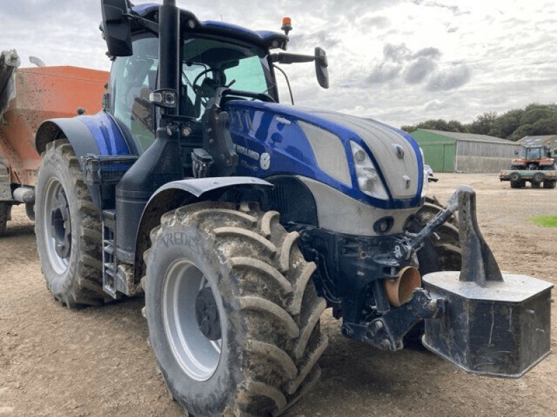 Traktor des Typs New Holland TRACTEUR N-H T7.275 HD, Gebrauchtmaschine in PONTIVY (Bild 2)