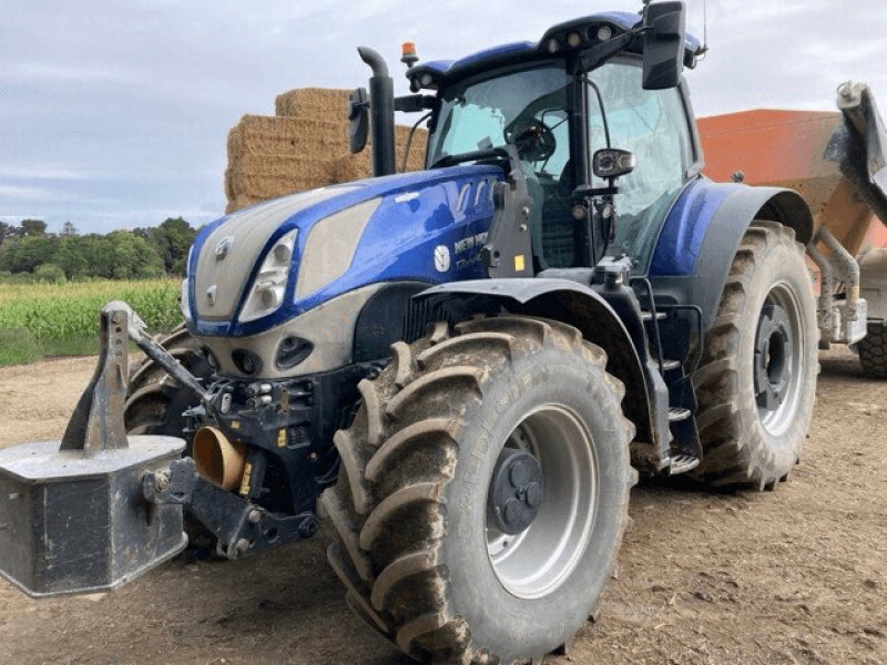 Traktor van het type New Holland TRACTEUR N-H T7.275 HD, Gebrauchtmaschine in PONTIVY (Foto 1)