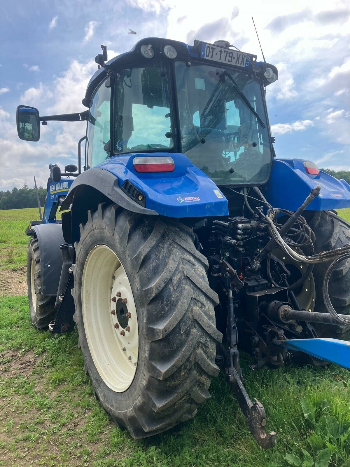 Traktor del tipo New Holland TRACTEUR NH T5-105, Gebrauchtmaschine en PONTIVY (Imagen 3)