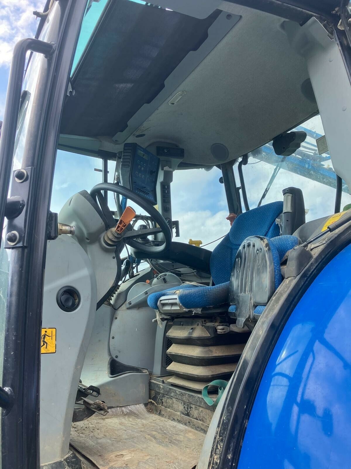 Traktor του τύπου New Holland TRACTEUR NH T5-105, Gebrauchtmaschine σε PONTIVY (Φωτογραφία 6)