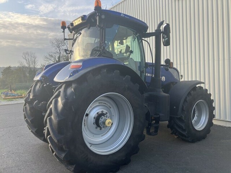 Traktor des Typs New Holland TRACTEUR NH T7.270 AC, Gebrauchtmaschine in CHATEAU GAILLARD (Bild 3)