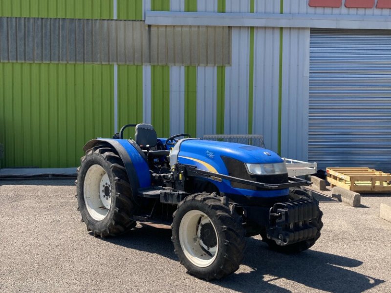 Traktor of the type New Holland TRACTEUR, Gebrauchtmaschine in SAINT ANDIOL (Picture 1)