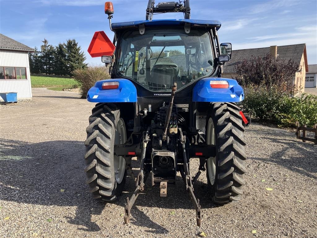 Traktor van het type New Holland TS 100 men Læsser Rigtig Velholdt, Gebrauchtmaschine in Svenstrup J (Foto 5)