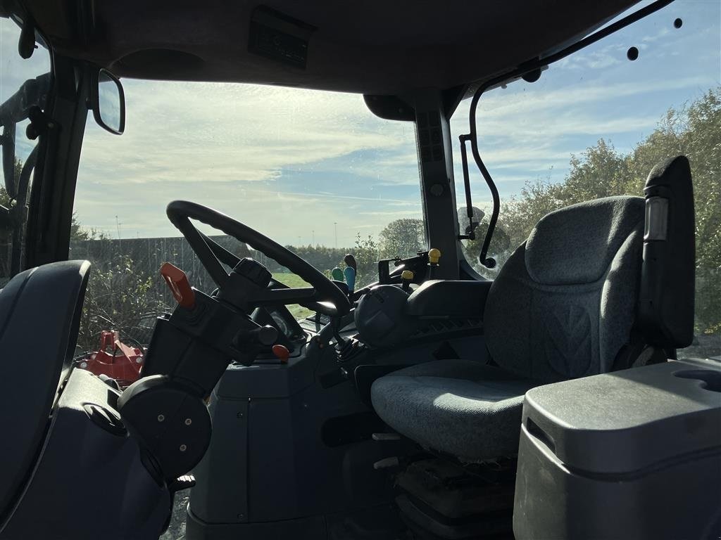 Traktor van het type New Holland TS 100 men Læsser Rigtig Velholdt, Gebrauchtmaschine in Svenstrup J (Foto 6)