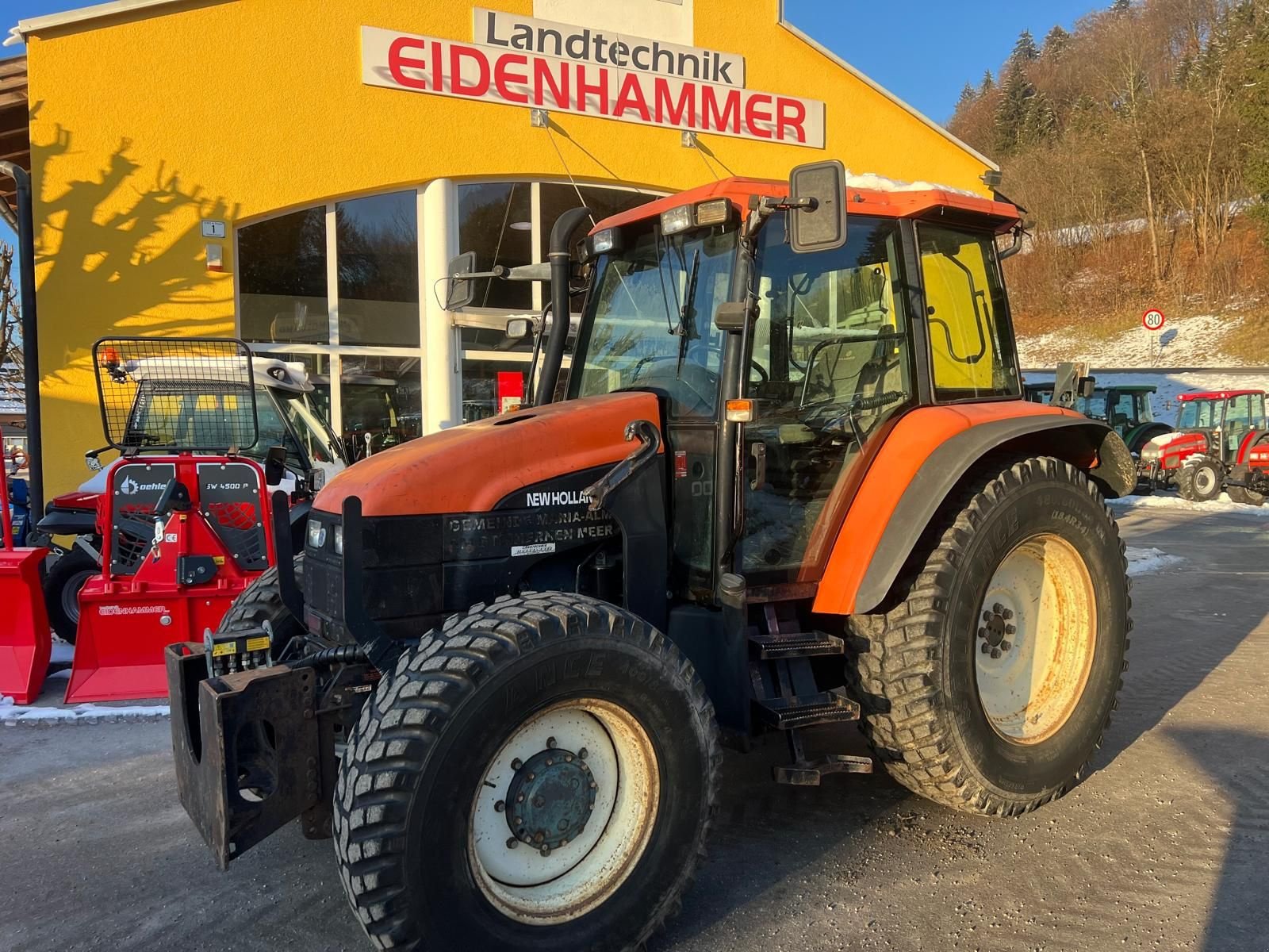 Traktor des Typs New Holland TS 100, Gebrauchtmaschine in Burgkirchen (Bild 1)