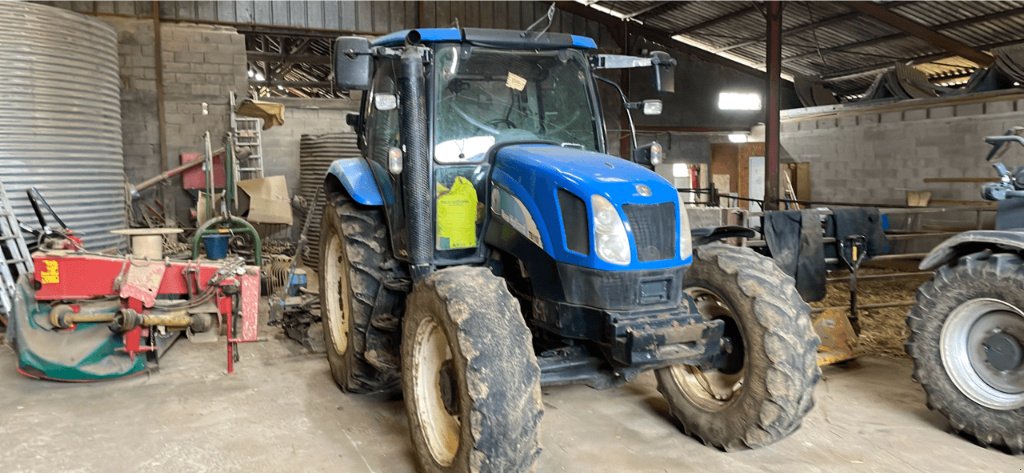 Traktor του τύπου New Holland TS 110 A DELTA, Gebrauchtmaschine σε Einvaux (Φωτογραφία 4)