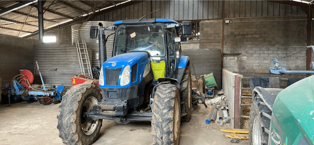 Traktor typu New Holland TS 110 A DELTA, Gebrauchtmaschine v Einvaux (Obrázok 2)