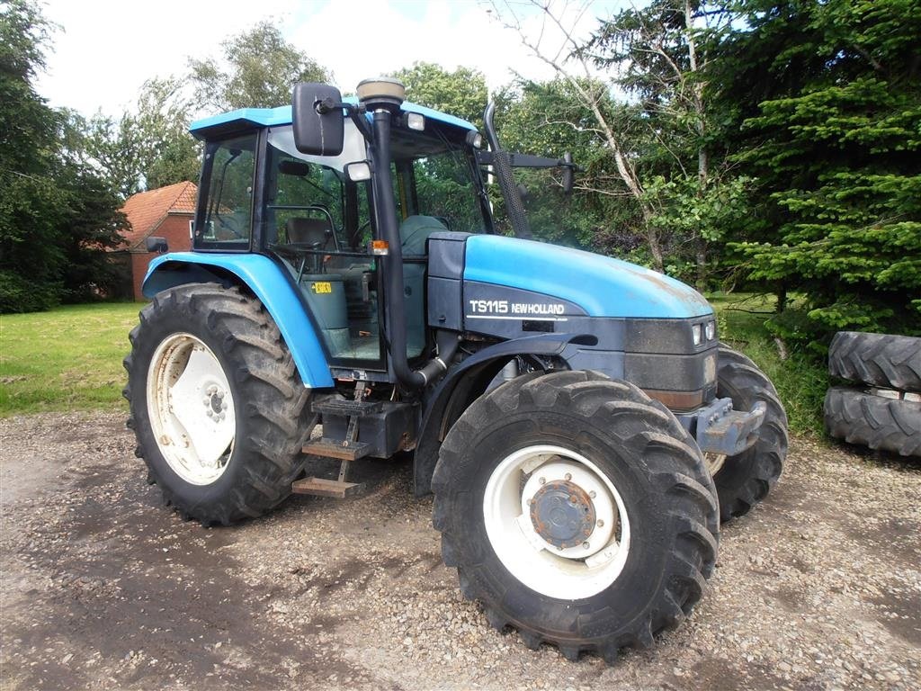 Traktor типа New Holland TS 115 DL Velholdt ., Gebrauchtmaschine в Varde (Фотография 1)