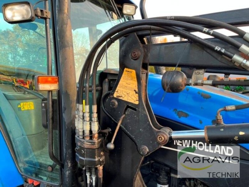 Traktor Türe ait New Holland TS 115, Gebrauchtmaschine içinde Meppen (resim 15)