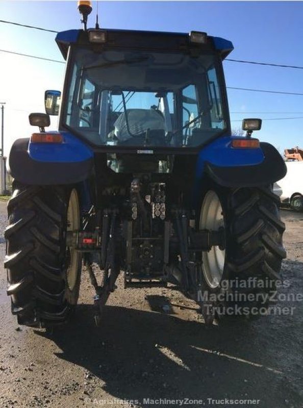 Traktor типа New Holland TS 115, Gebrauchtmaschine в BARACE (Фотография 2)