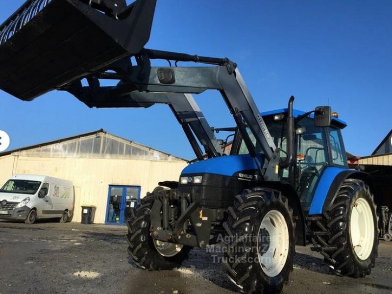 Traktor типа New Holland TS 115, Gebrauchtmaschine в BARACE