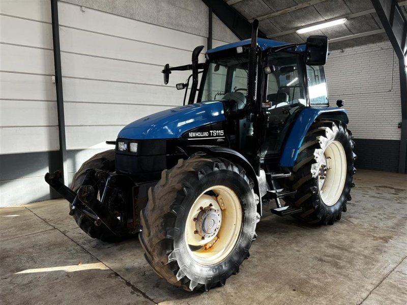Traktor of the type New Holland TS 115, Gebrauchtmaschine in Haderup