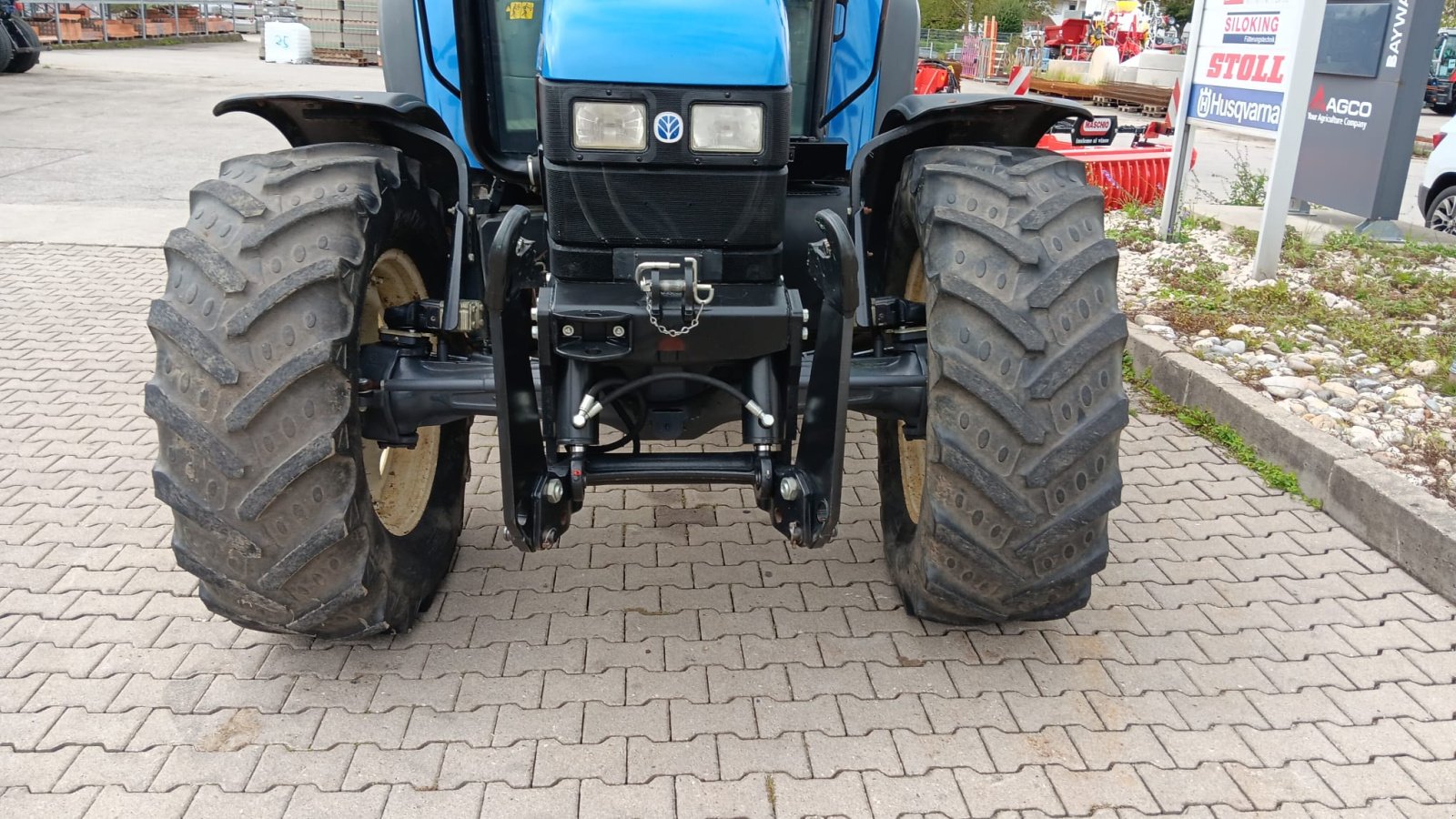 Traktor of the type New Holland TS 115, Gebrauchtmaschine in Pfarrkirchen (Picture 5)