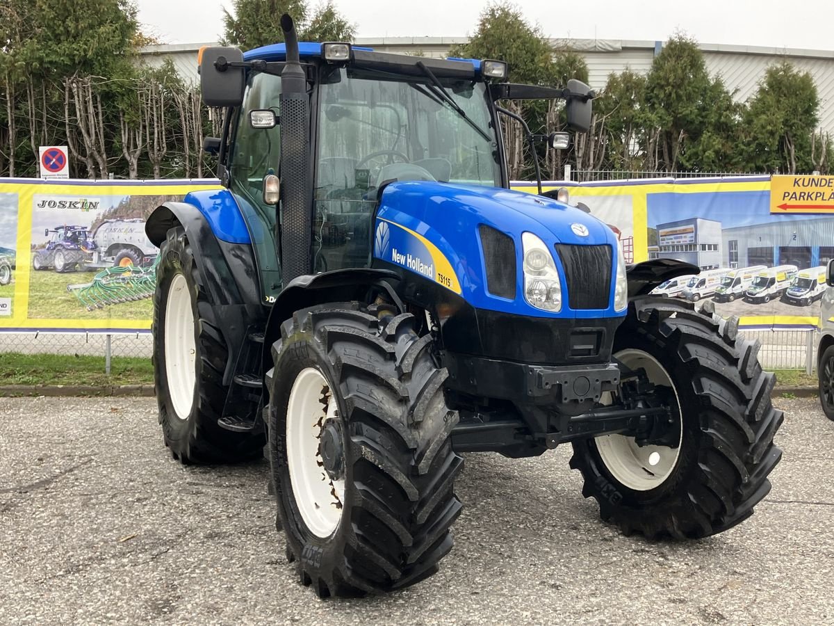 Traktor des Typs New Holland TS 115, Gebrauchtmaschine in Villach (Bild 2)