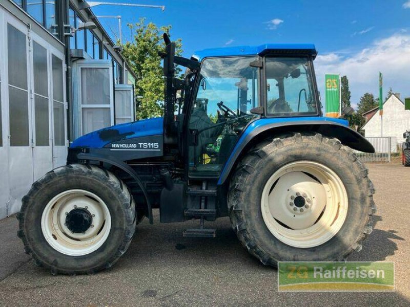 Traktor типа New Holland TS 115, Gebrauchtmaschine в Bühl (Фотография 3)