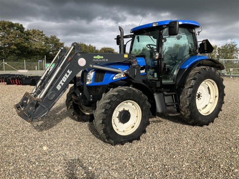 Traktor van het type New Holland TS 125 A Frontlæsser, Gebrauchtmaschine in Rødekro (Foto 1)