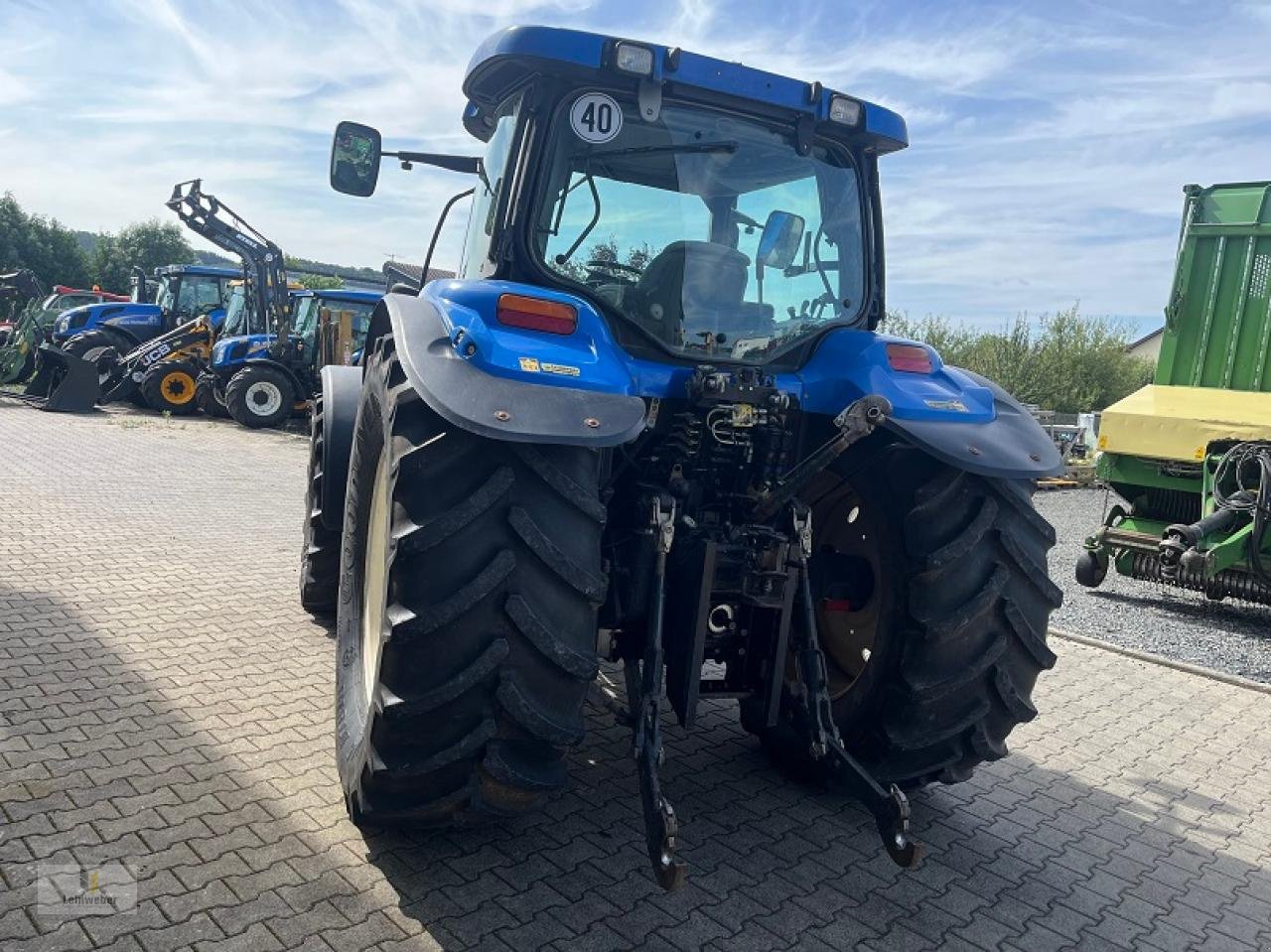 Traktor Türe ait New Holland TS 135 A (T6070), Gebrauchtmaschine içinde Neuhof - Dorfborn (resim 4)