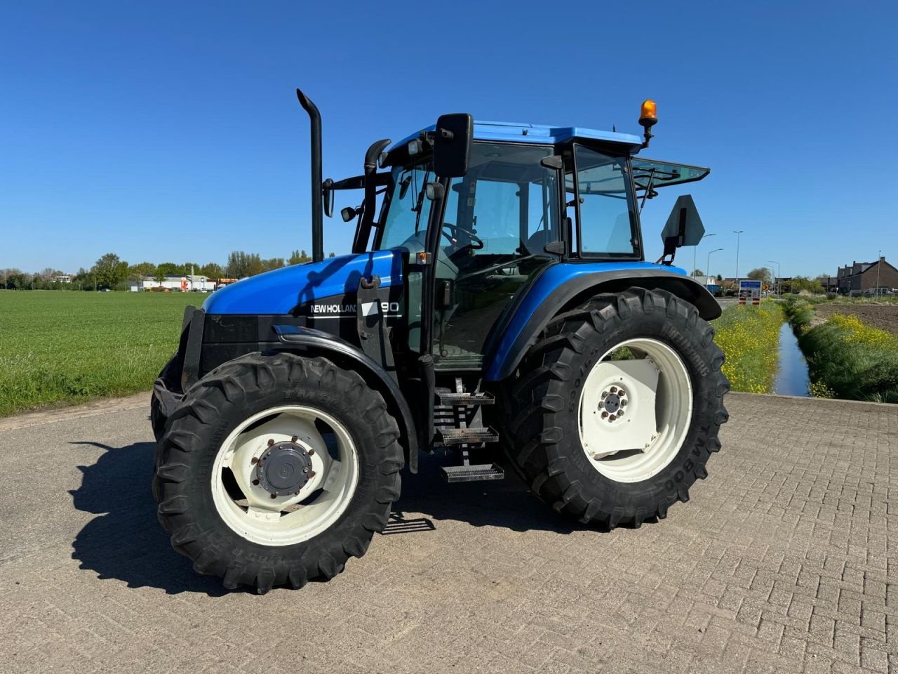 Traktor типа New Holland TS 90, Gebrauchtmaschine в Lage Zwaluwe (Фотография 3)