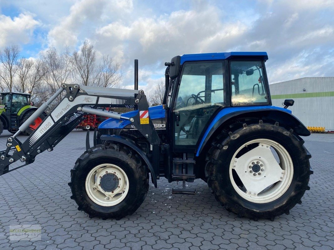 Traktor des Typs New Holland TS 90, Gebrauchtmaschine in Mühlengeez (Bild 2)