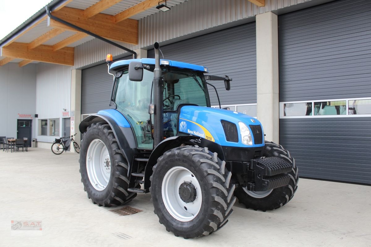 Traktor of the type New Holland TS100A, Gebrauchtmaschine in Eberschwang (Picture 30)