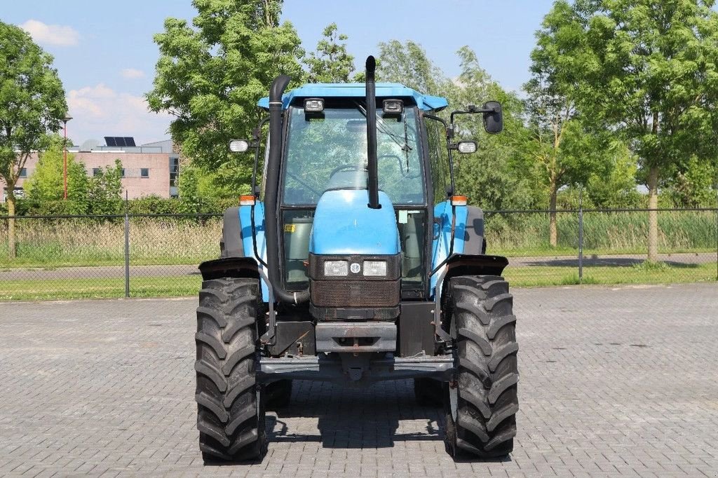 Traktor типа New Holland TS110 40 KM\H MANUAL 4X HYDRAULIC, Gebrauchtmaschine в Marknesse (Фотография 2)