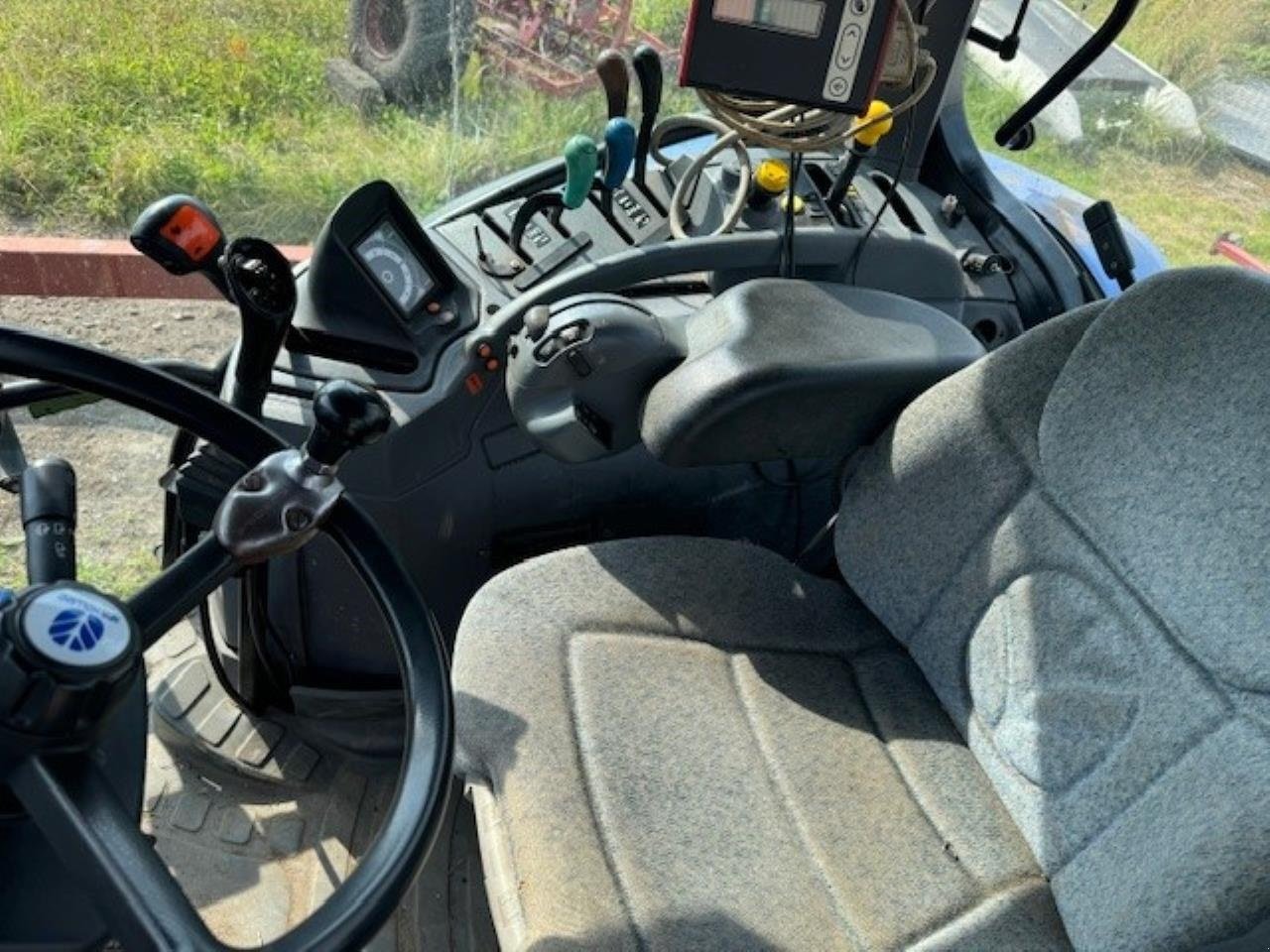 Traktor tipa New Holland TS115A, Gebrauchtmaschine u Brønderslev (Slika 5)