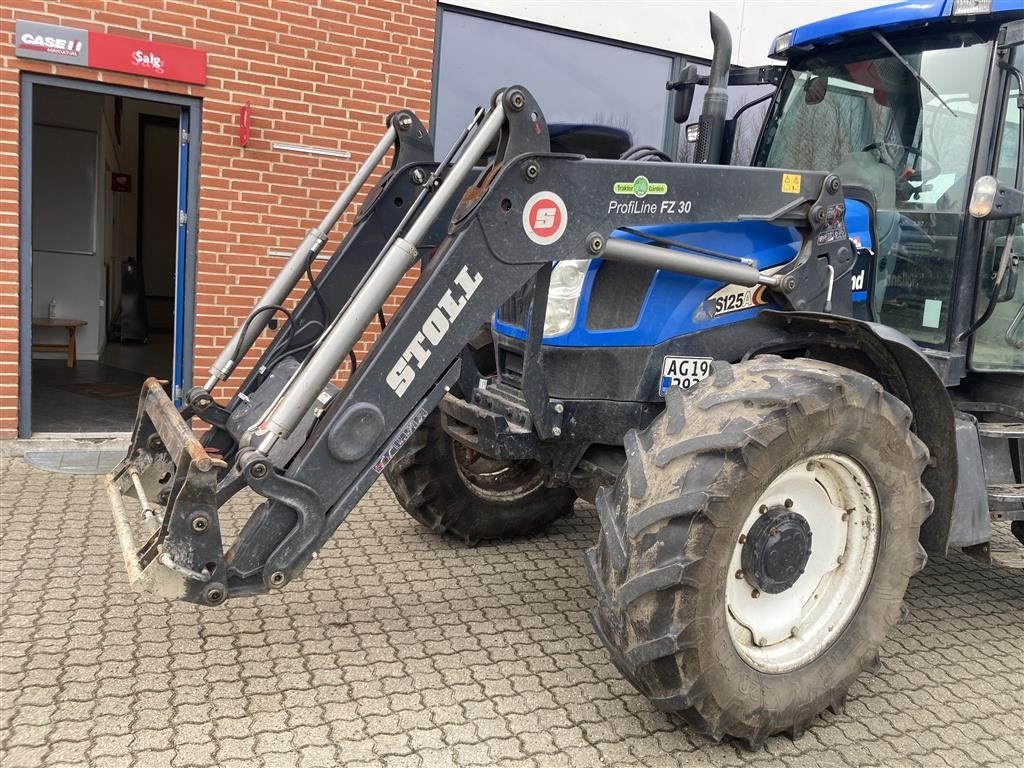 Traktor typu New Holland TS125A m/ nyere Stoll Profiline FZ30læsser, Gebrauchtmaschine v Bredsten (Obrázok 7)