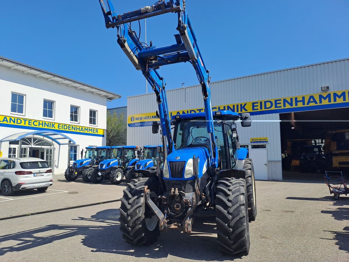 Traktor of the type New Holland TS135A, Gebrauchtmaschine in Burgkirchen (Picture 1)