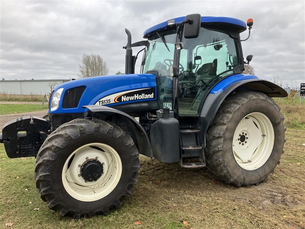 Traktor of the type New Holland TSA 135 Plus Supersteer, Gebrauchtmaschine in Roskilde (Picture 1)