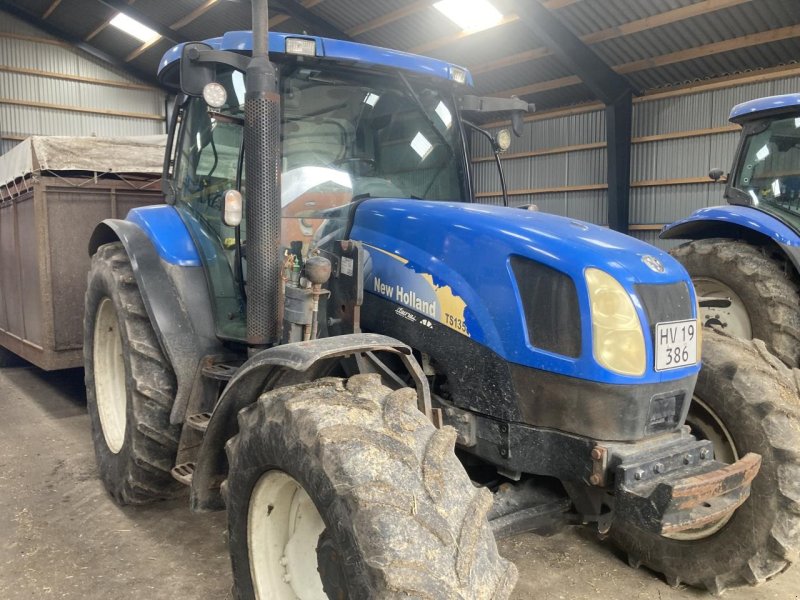 Traktor tipa New Holland TSA 135, Gebrauchtmaschine u Viborg