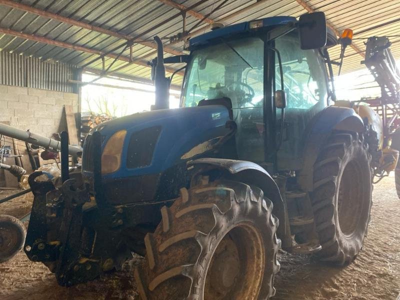 Traktor van het type New Holland TSA100, Gebrauchtmaschine in CHAUMONT (Foto 2)