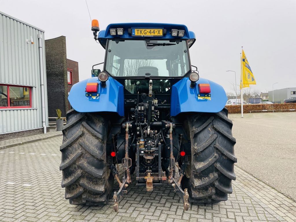 Traktor от тип New Holland TVT 135 Transmissie CVT fronthef pto, Gebrauchtmaschine в BOEKEL (Снимка 2)