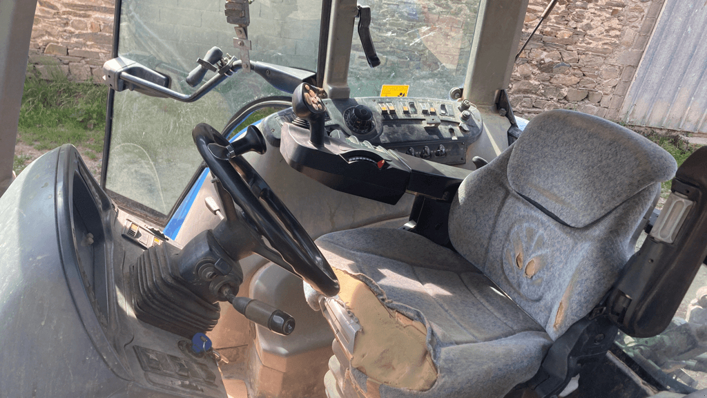 Traktor des Typs New Holland TVT 170, Gebrauchtmaschine in TREMEUR (Bild 5)