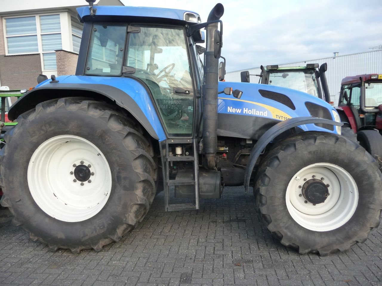 Traktor des Typs New Holland tvt 195, Gebrauchtmaschine in Oirschot (Bild 2)