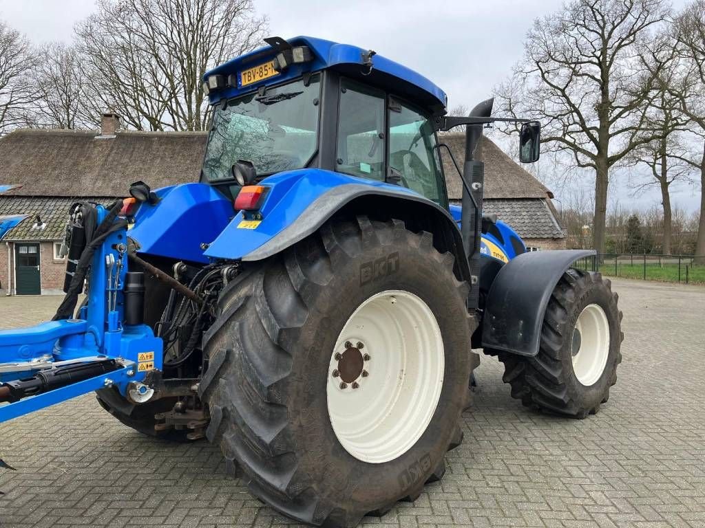 Traktor of the type New Holland TVT 195, Gebrauchtmaschine in Tinje (Picture 7)