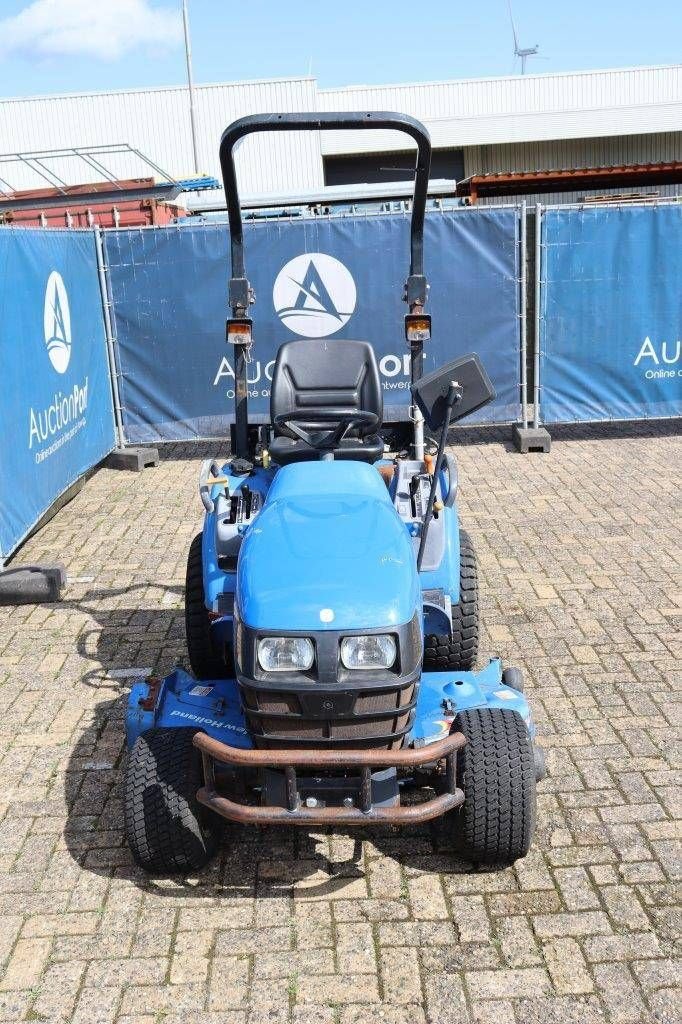 Traktor van het type New Holland TZ24D, Gebrauchtmaschine in Antwerpen (Foto 8)