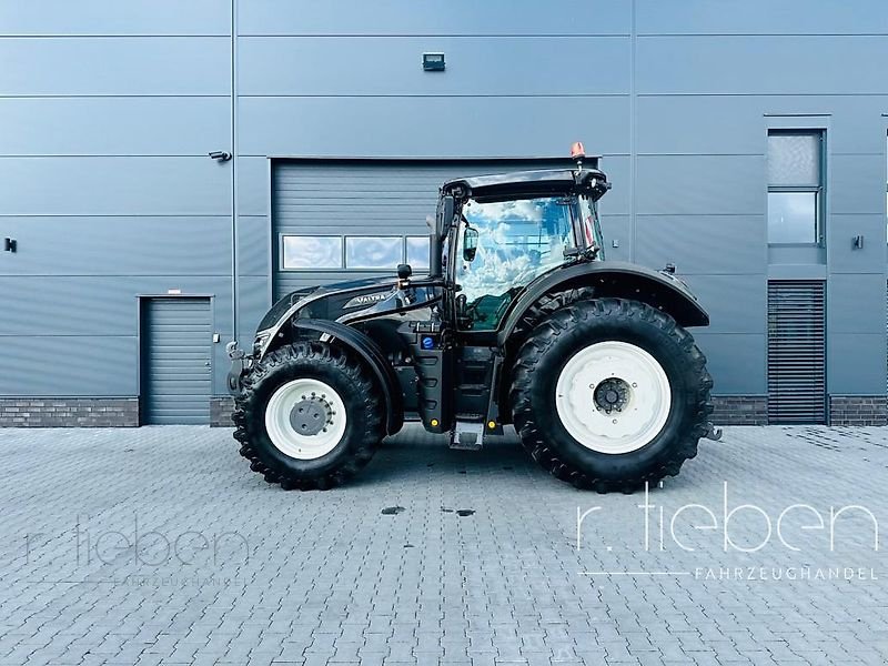 Traktor Türe ait New Holland Valtra S394 mit Rüfa - NUR 2600 Stunden -, Gebrauchtmaschine içinde Haren (resim 1)