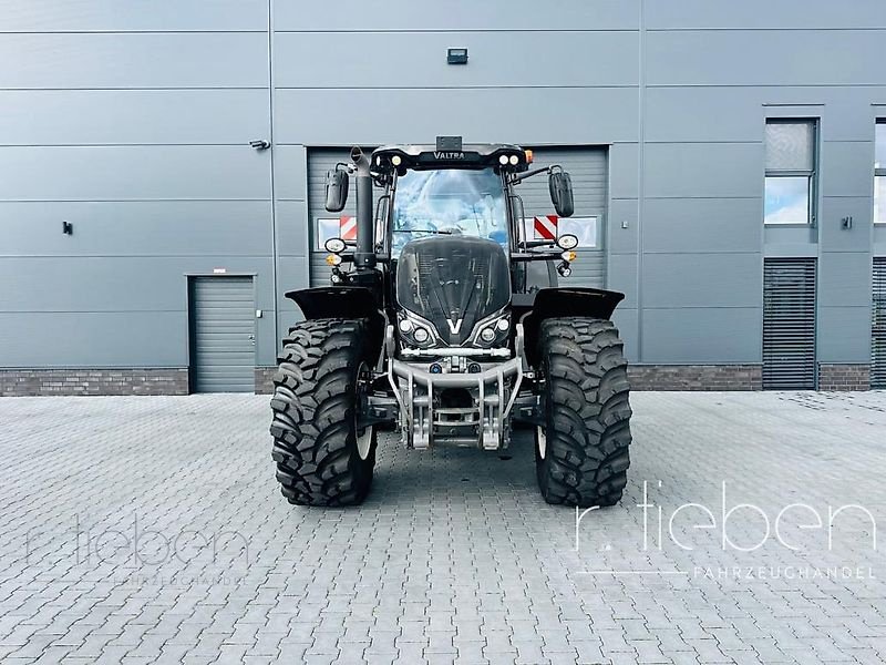 Traktor типа New Holland Valtra S394 mit Rüfa - NUR 2600 Stunden -, Gebrauchtmaschine в Haren (Фотография 12)