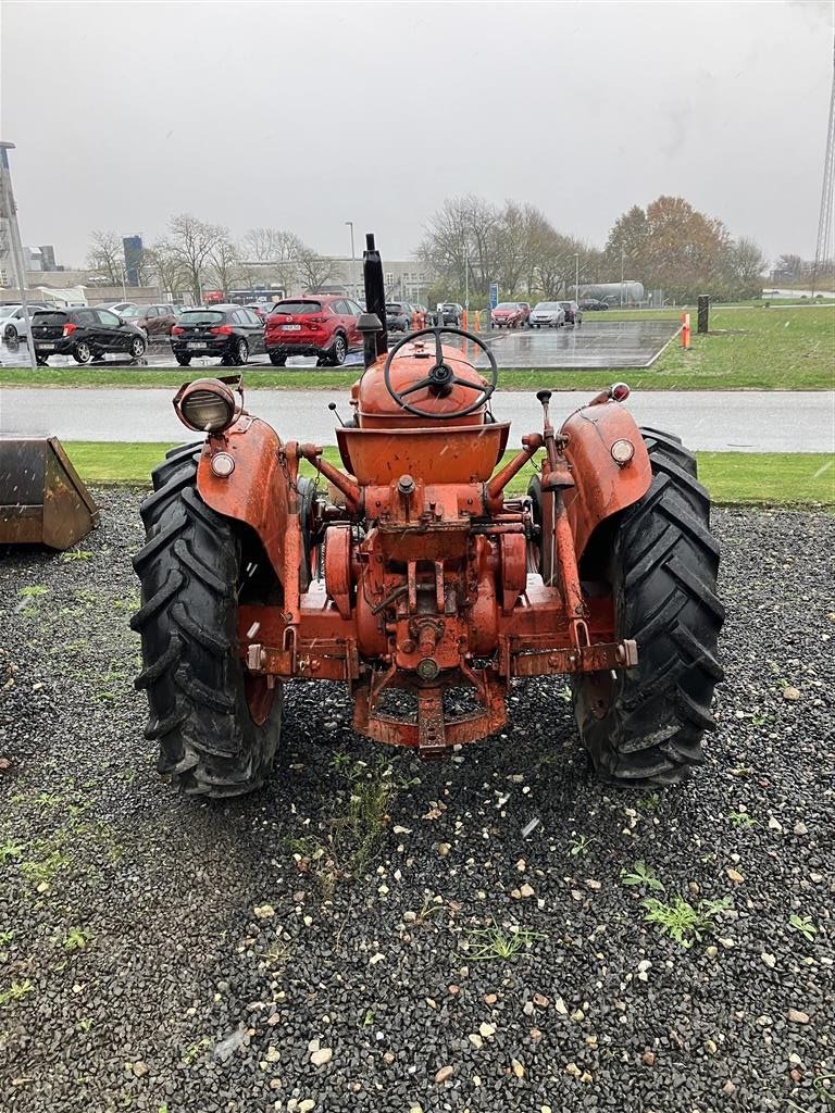 Traktor от тип Nuffield universal, Gebrauchtmaschine в Glamsbjerg (Снимка 5)